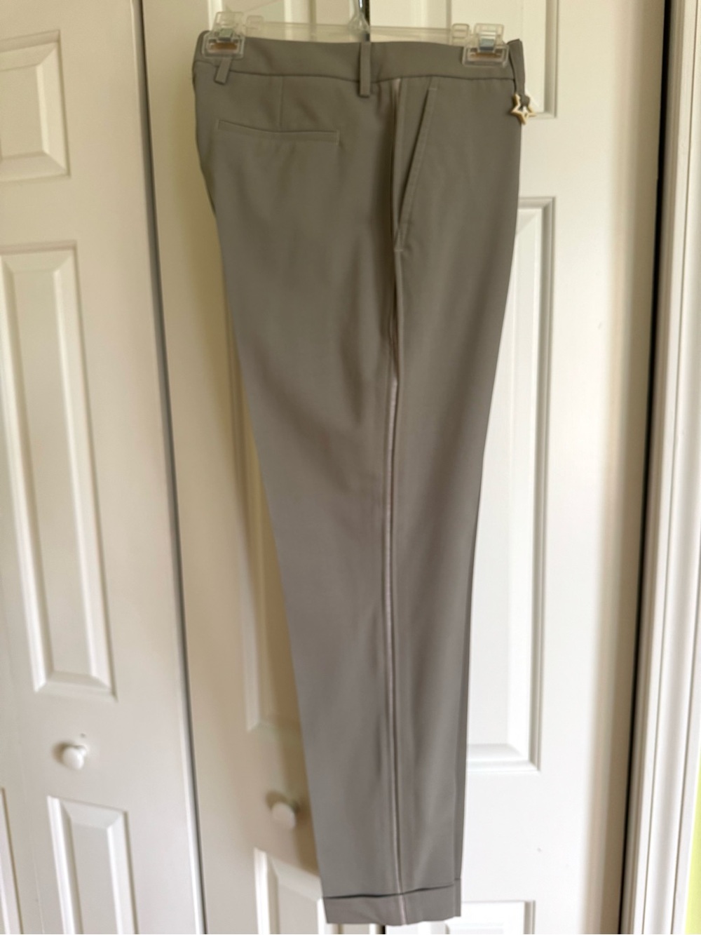 LORENA ANTONIAZZI Women Gray Dress Pants 8/44 EUC